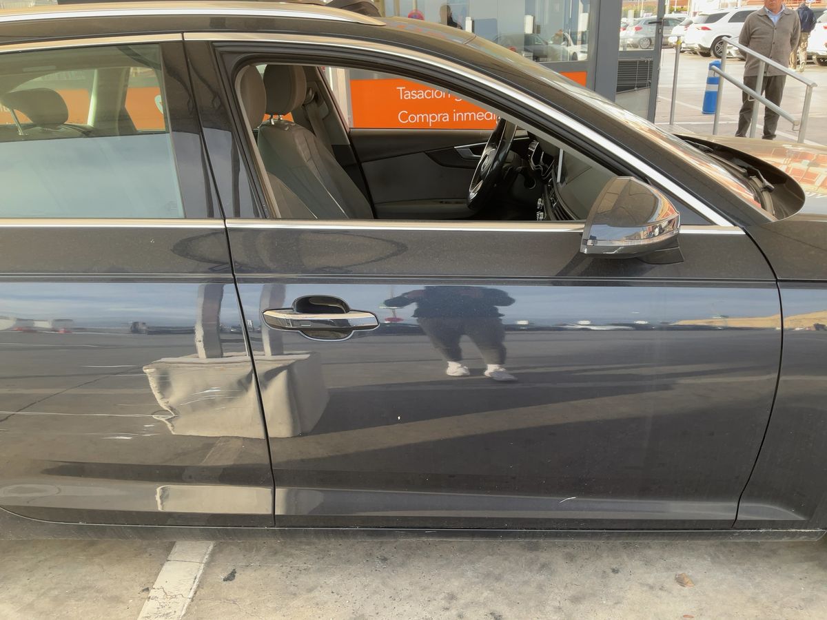 Audi A4 2016 — photo 11