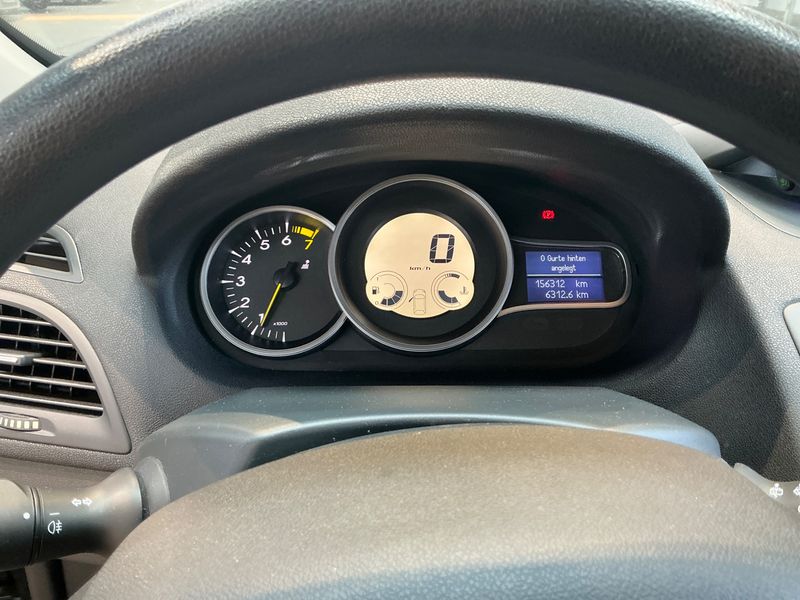 Renault Megane 1.6 Je t'aime 2013 – снимка 4