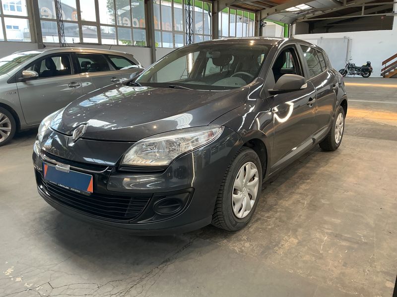 Renault Megane 1.6 Je t'aime 2013 – снимка 1