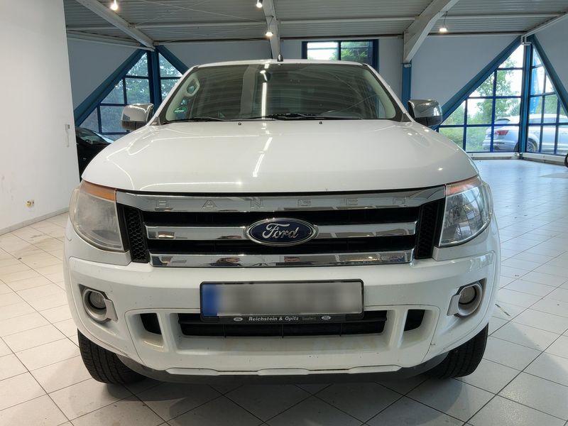 Ford Ranger 2.2 TDCi Doppelkabine 4x4 XLT — zdjęcie 9