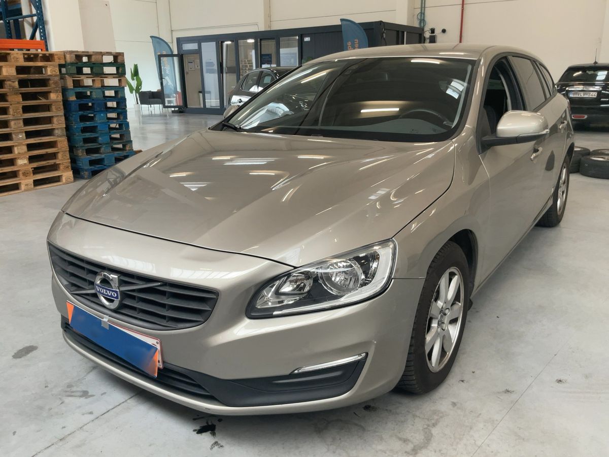 Volvo V60 2015