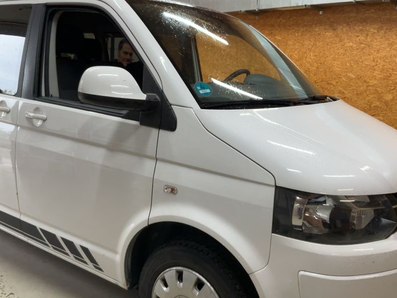 Volkswagen T5 Kombi 2.0 TDI lang — zdjęcie 8