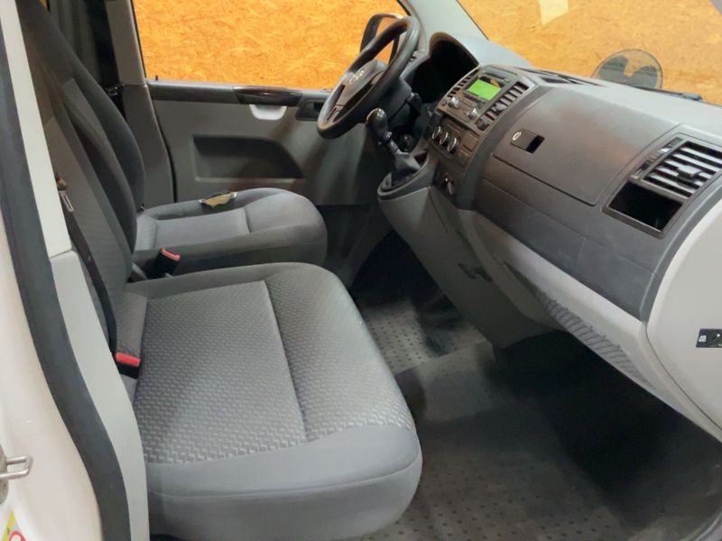 Volkswagen T5 Kombi 2.0 TDI lang — zdjęcie 11