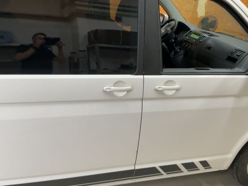 Volkswagen T5 Kombi 2.0 TDI lang — zdjęcie 7
