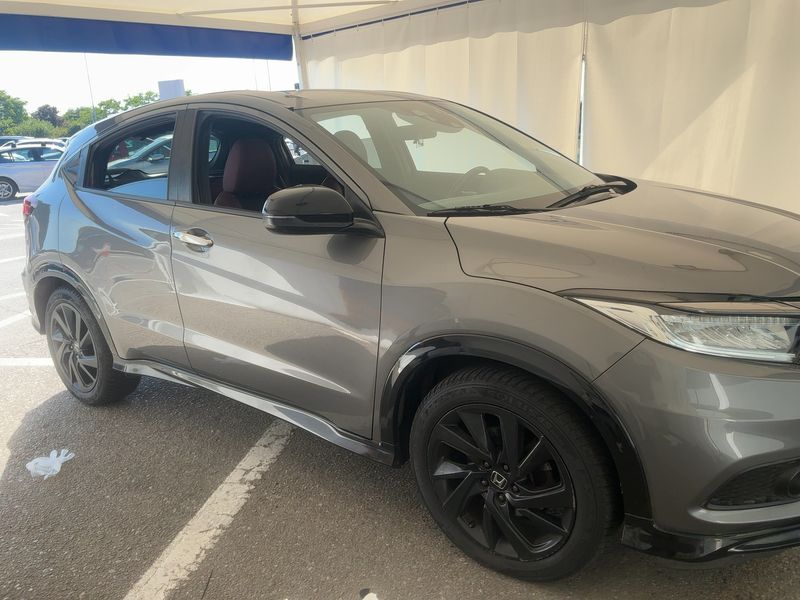 Honda HR-V 1.5 VTEC Sport — zdjęcie 8