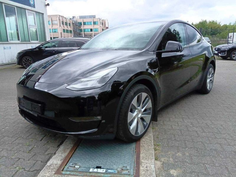 Tesla Model 2023