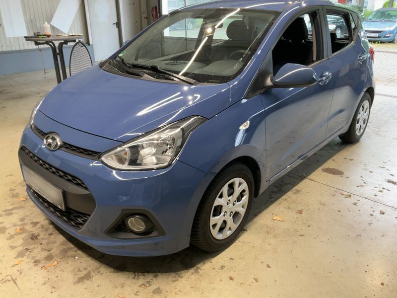 Hyundai i10 1.0 Trend blue — zdjęcie 1