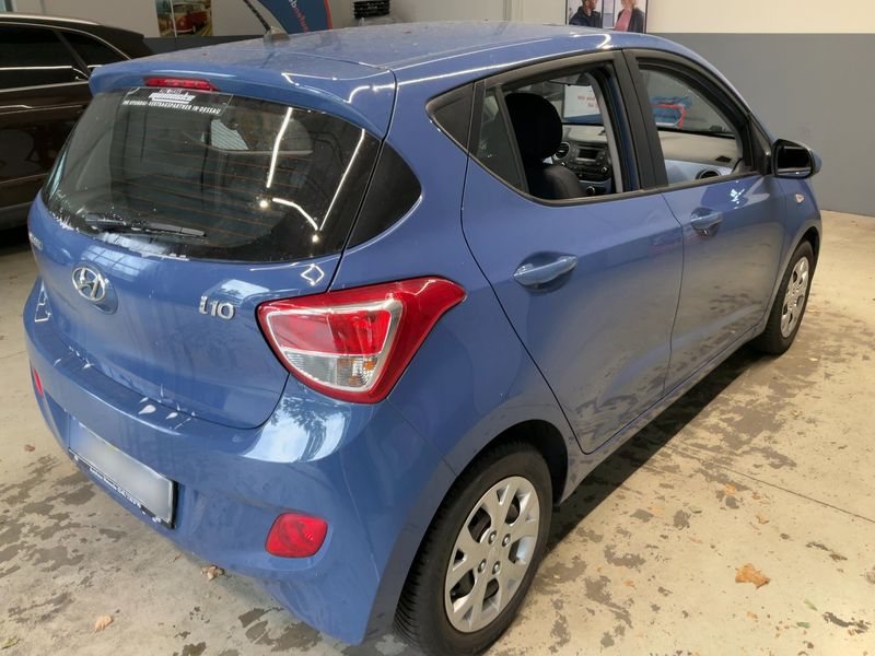 Hyundai i10 1.0 Trend blue — zdjęcie 6