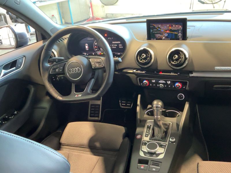 Audi S3 Sportback 2.0 TFSI quattro — zdjęcie 12