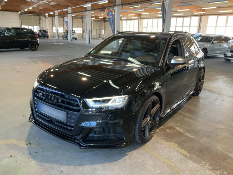Audi S3 Sportback 2.0 TFSI quattro