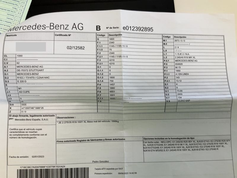 Mercedes-Benz E-Klasse E 220 d AMG Line — zdjęcie 16
