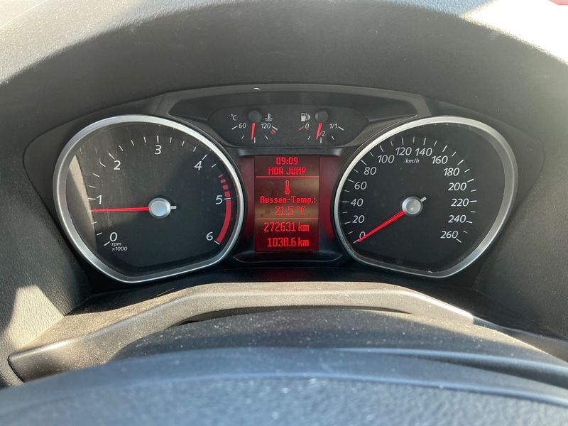 Ford Mondeo 1.6 TDCi Ambiente 2012 – снимка 4