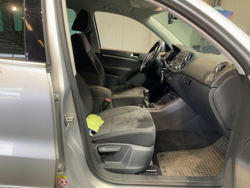 Volkswagen Tiguan 2.0 TDI Sport & Style BlueMotion Tech 2013 – снимка 17