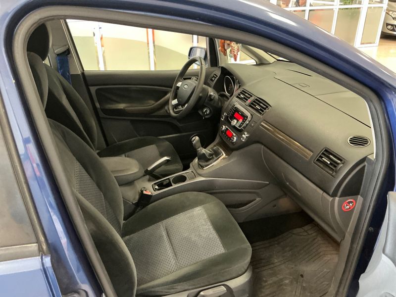 Ford C-Max 1.8 TDCi Ghia 2009 – снимка 3