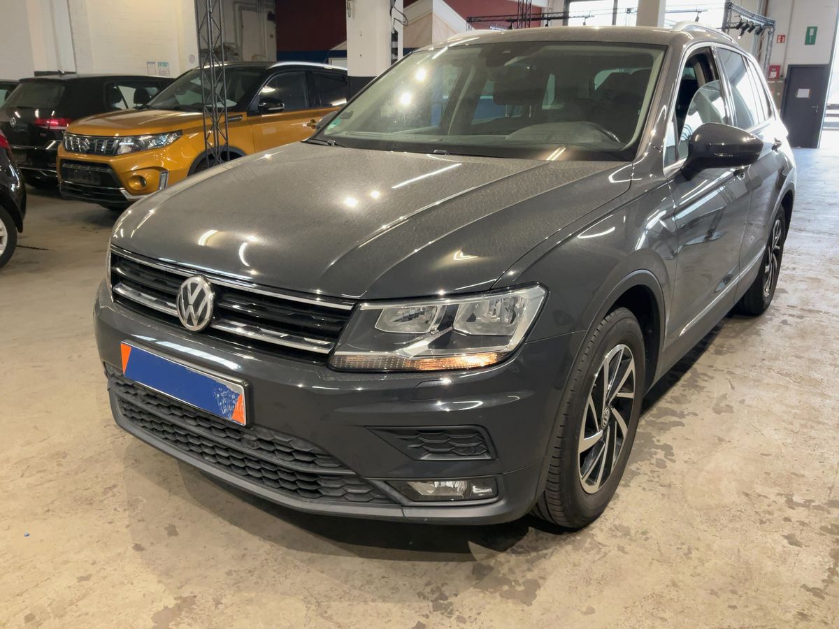 Volkswagen Tiguan 2018 — photo 1