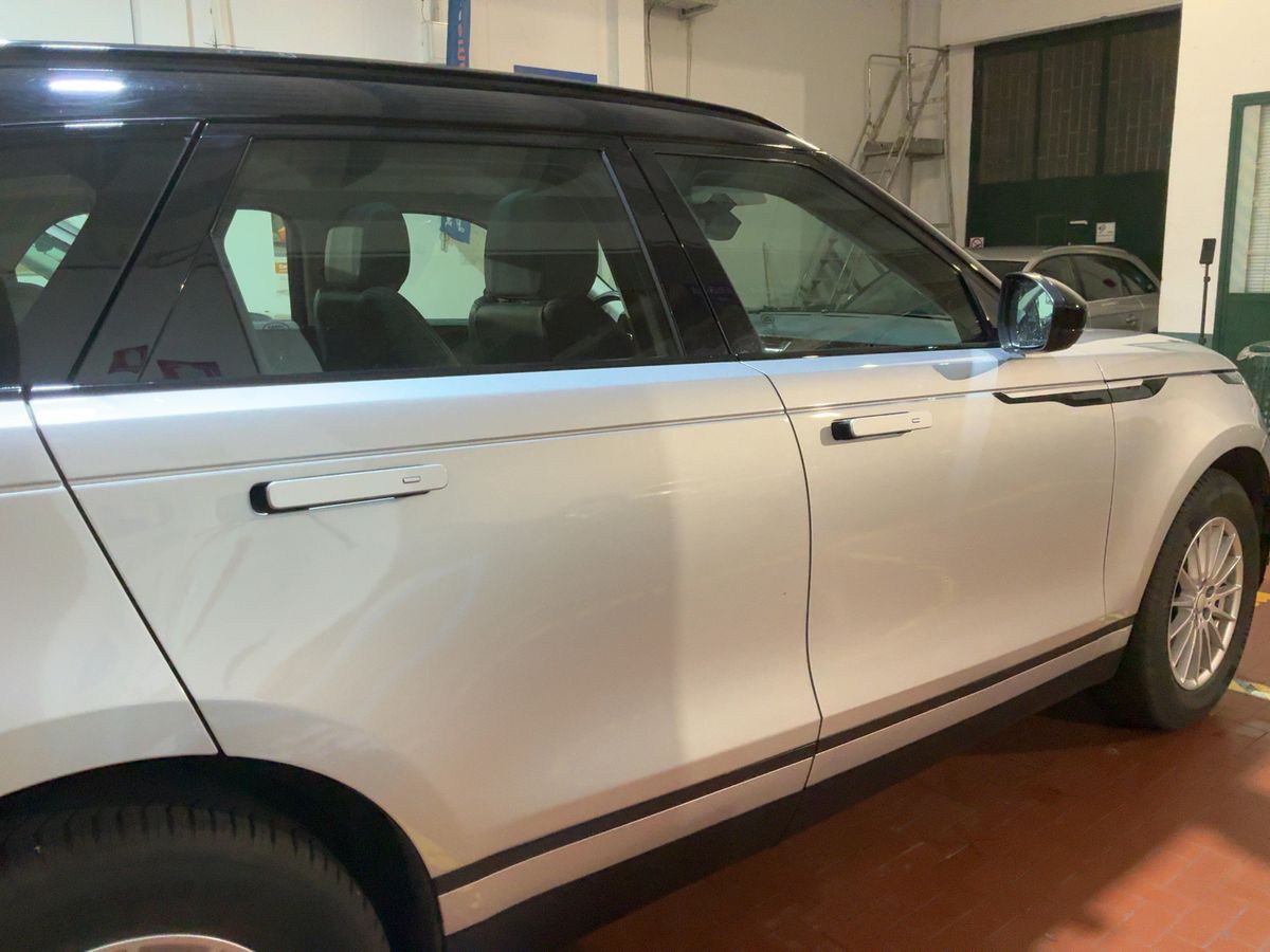 Land Rover 2019 — photo 11