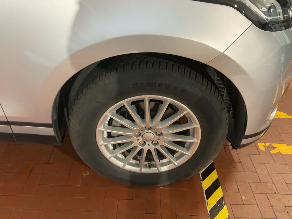 Land Rover 2019 — photo 12