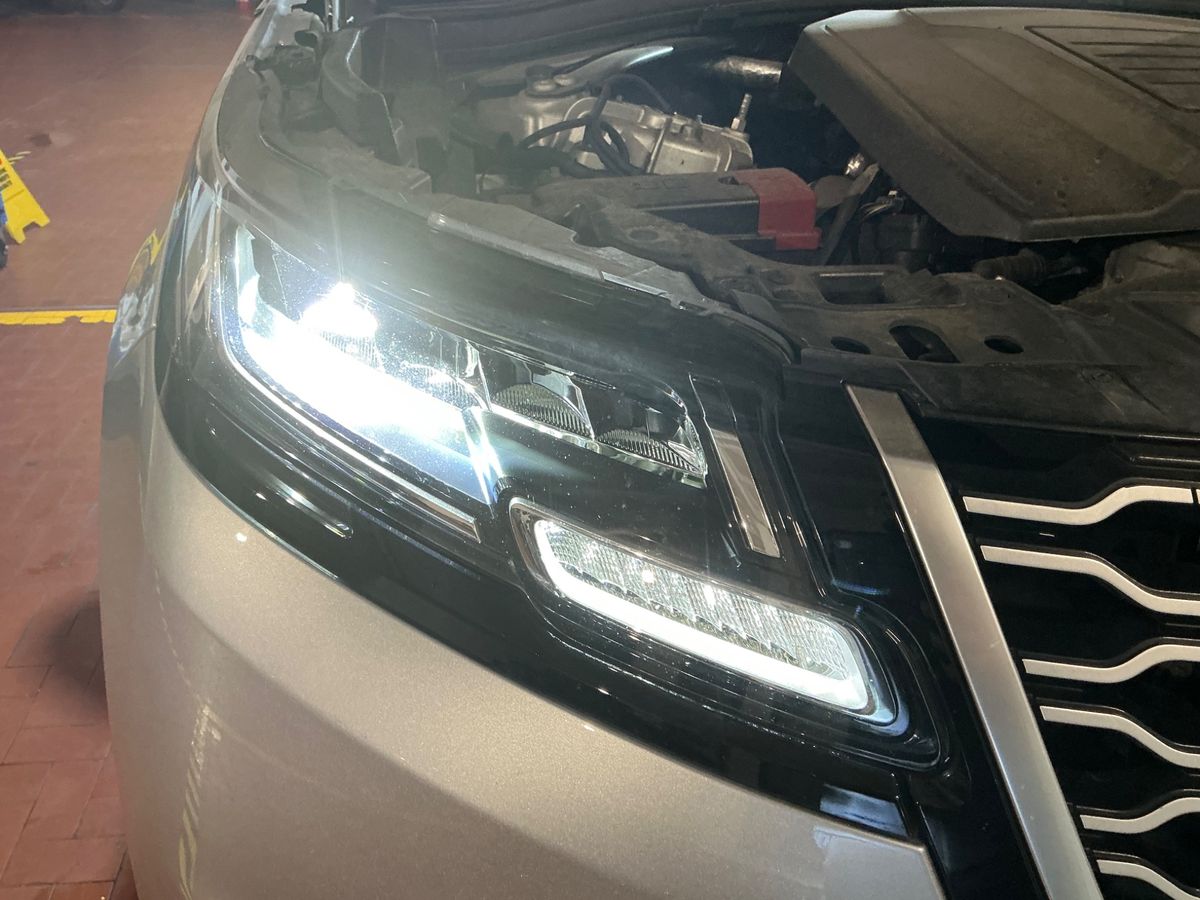 Land Rover 2019 — photo 33