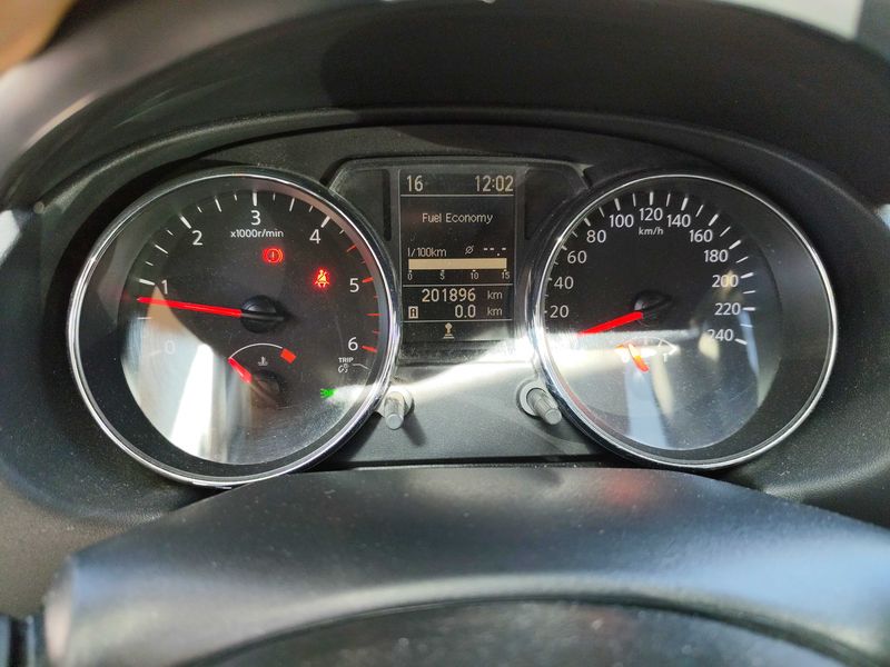 Nissan Qashqai 1.5 Turbodiesel Acenta — zdjęcie 12