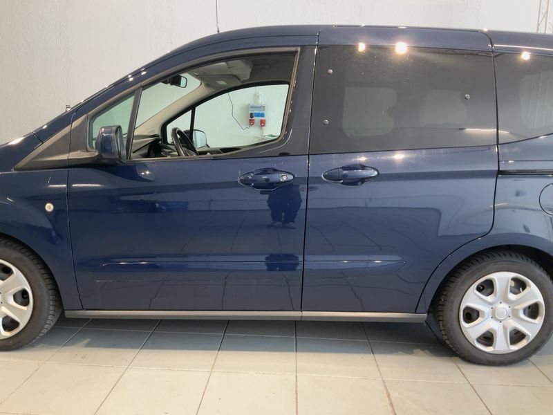 Ford Tourneo 1.0 EcoBoost Trend — zdjęcie 4