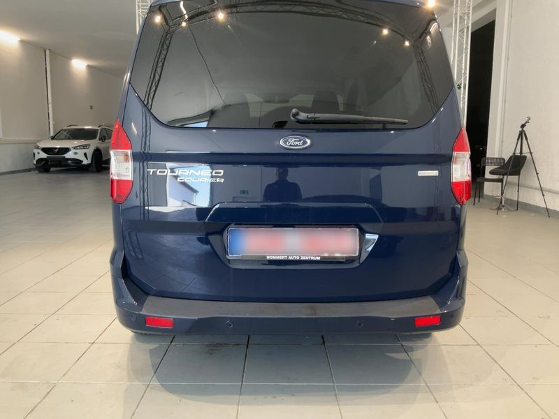 Ford Tourneo 1.0 EcoBoost Trend — zdjęcie 5