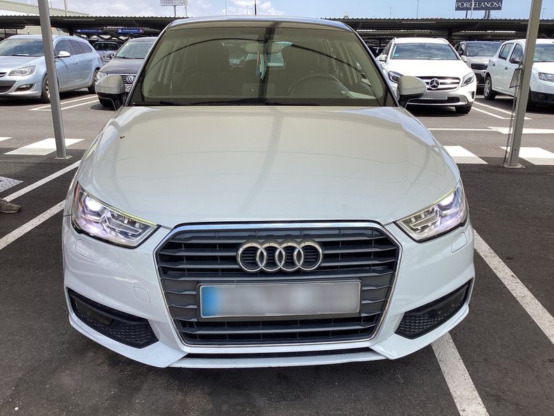 Audi A1 Sportback 1.6 TDI Attraction 2017 – снимка 14