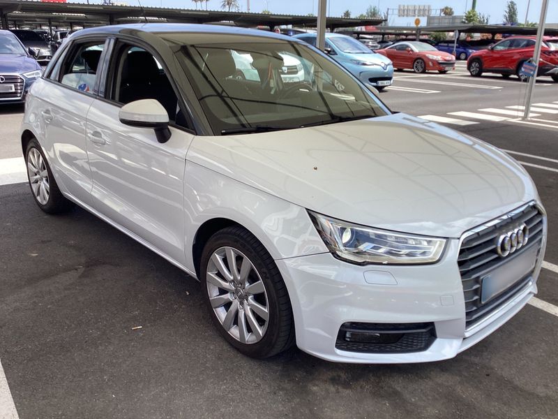 Audi A1 Sportback 1.6 TDI Attraction 2017 – снимка 12