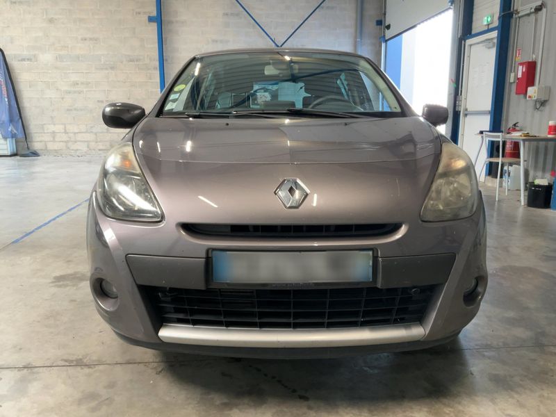 Renault Clio 1.5 dCi XV de France — zdjęcie 9