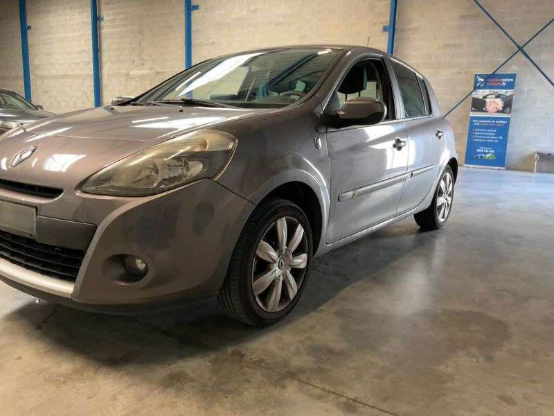 Renault Clio 1.5 dCi XV de France — zdjęcie 2