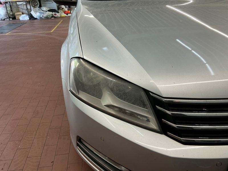 Volkswagen Passat 2.0 TDI Comfortline BlueMotion Tech 2012 – снимка 31