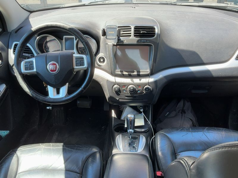 Fiat Freemont 2.0 Multijet Black Code AWD — zdjęcie 12