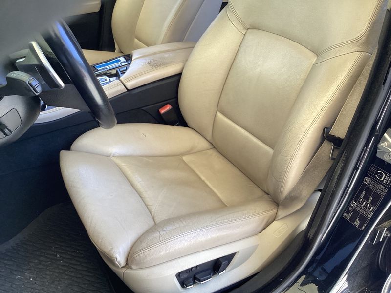 BMW 5er 530d 2011 – снимка 23