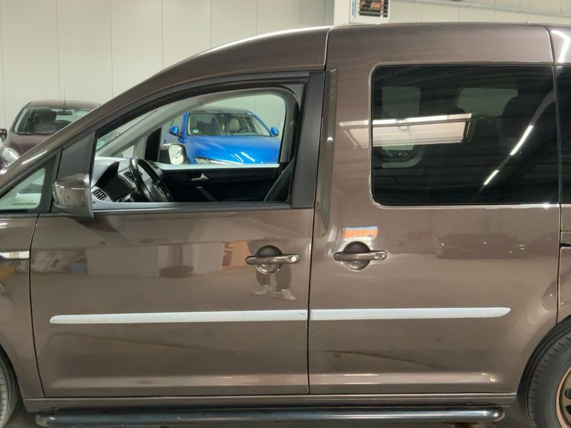 Volkswagen Caddy 1.4 TSI Trendline BlueMotion Tech — zdjęcie 4