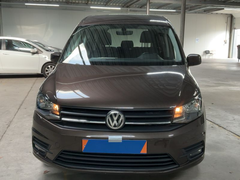 Volkswagen Caddy 1.4 TSI Trendline BlueMotion Tech — zdjęcie 9