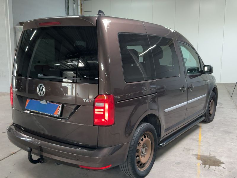 Volkswagen Caddy 1.4 TSI Trendline BlueMotion Tech — zdjęcie 6