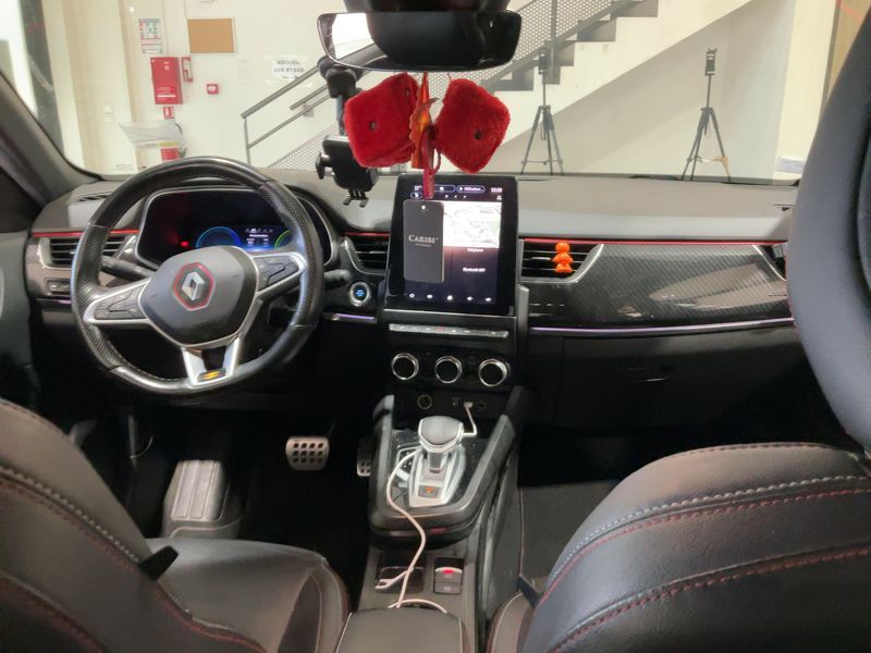 Renault Arkana 1.6 Hybrid E-Tech R.S. Line — zdjęcie 12