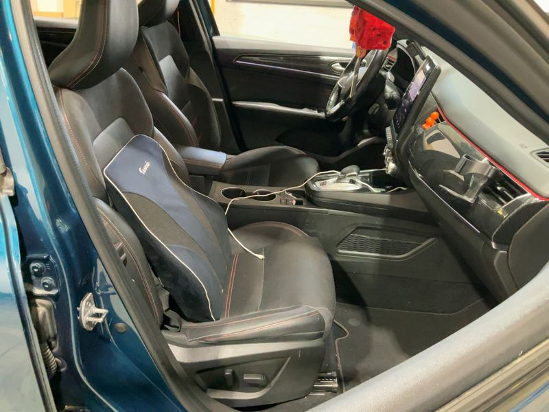 Renault Arkana 1.6 Hybrid E-Tech R.S. Line — zdjęcie 11