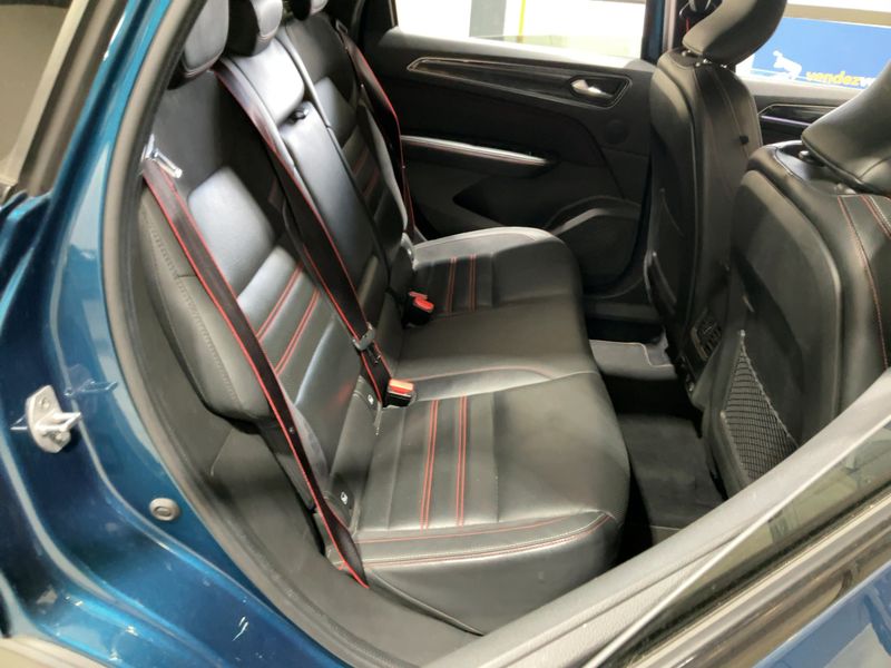 Renault Arkana 1.6 Hybrid E-Tech R.S. Line — zdjęcie 14