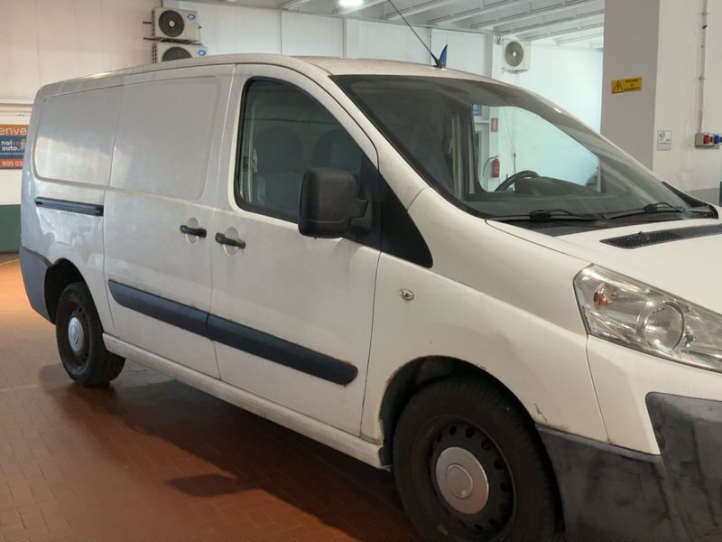 Fiat Scudo 2.0 JTDM 12 L2H1 130 Multijet — zdjęcie 8