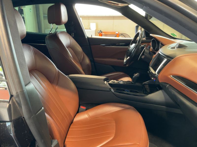 Maserati Levante 3.0 V6 Diesel — zdjęcie 11