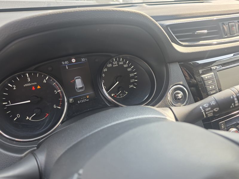 Nissan X-Trail 1.7 dCi Acenta 4x4 — zdjęcie 12
