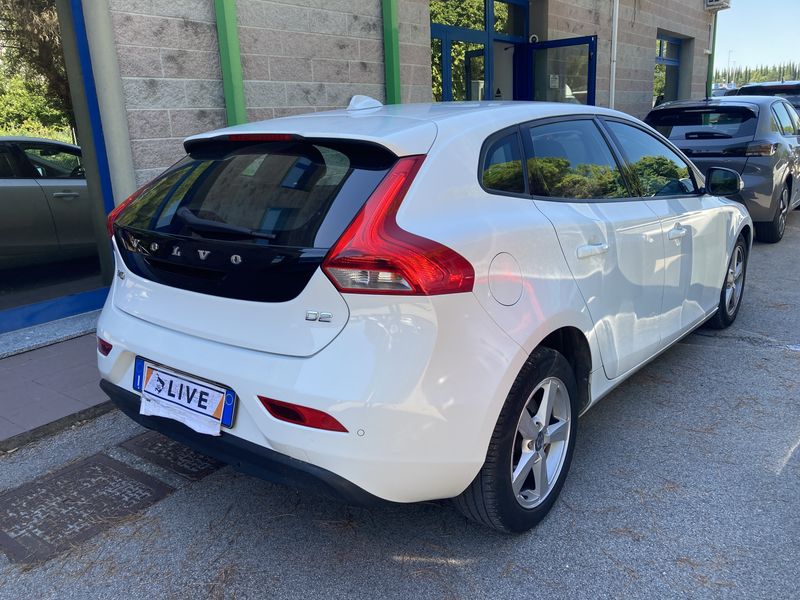 Volvo V40 1.6 D2 Summum — zdjęcie 5