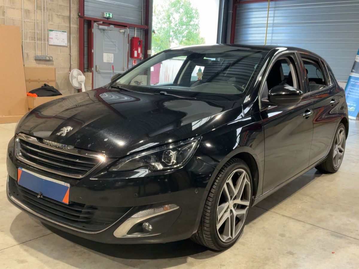 Peugeot 308 1.6 e-HDi Feline