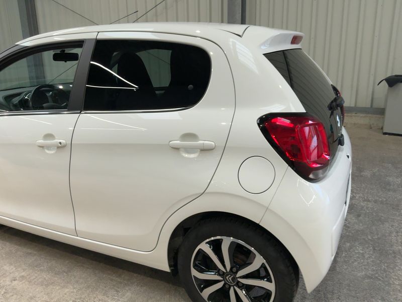 Citroen C1 1.0 VTi Shine — zdjęcie 3