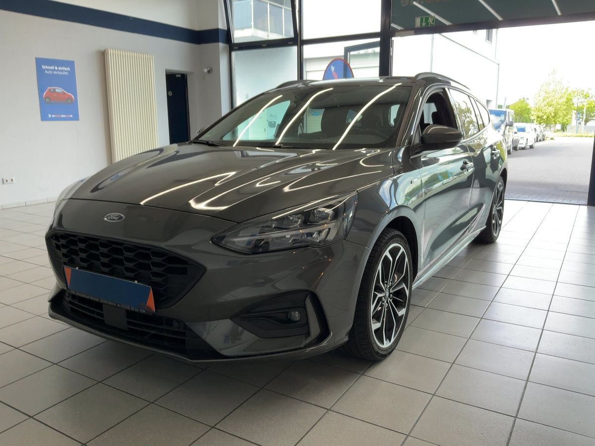 Ford Focus 2021 — photo 1
