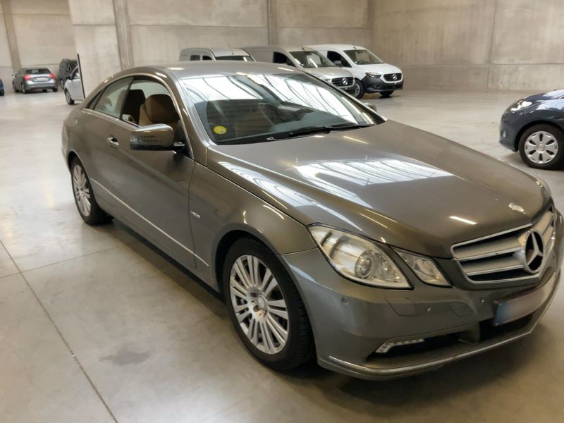 Mercedes-Benz E-Klasse E 220 CDI BlueEfficiency Elegance 2010 – снимка 12