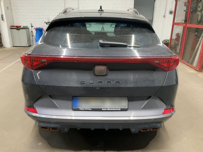Cupra Formentor 1.4 e-HYBRID — zdjęcie 5