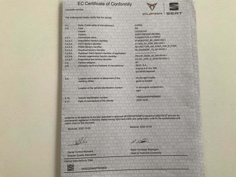 Cupra Formentor 1.4 e-HYBRID — zdjęcie 16