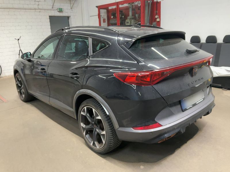 Cupra Formentor 1.4 e-HYBRID — zdjęcie 3