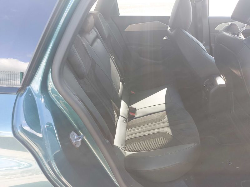 Peugeot 308 1.2 PureTech GT Pack 2022 – снимка 14